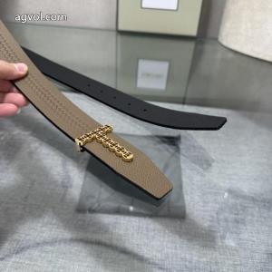 ファッションスタッズ ずっと愛用できる 今年のトレンドのシルエットトムフォード    ベルトブランド 偽物.