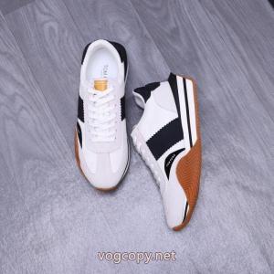 ファッション感度の高い2026トレンド 大人で素敵 存在感ばっちりなアイテムブランド コピー 品スニーカーTOM FORD..