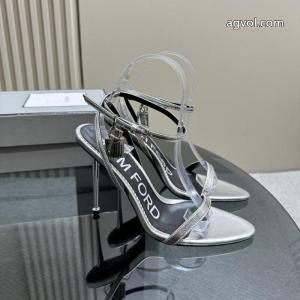 心躍る 2026最新入荷 魅力的な新作ブランド レプリカブーツTOM FORD..