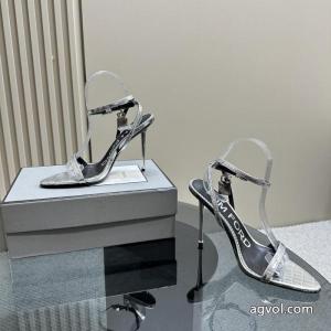 ブランド 品 激安 通販トムフォード    優しい印象を与えてくれ 入手困難 超安値 存在感のある ..