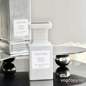 ブランドコピー 品 ブランド風合いが出る VIPセール 希少限定TOM FORD..