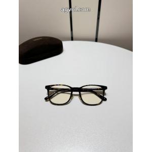 ブランド アクセサリー 激安おしゃれ流行 重宝するアイテム 魅力ファッションサングラストムフォード..
