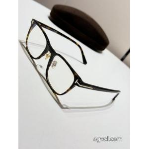 ブランド アクセサリー 激安おしゃれ流行 重宝するアイテム 魅力ファッションサングラストムフォード..