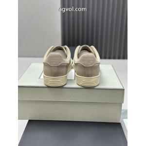TOM FORDスニーカー偽物 ブランド 販売2026年トレンドNO1 半歩先をゆくオシャレ カジュアル反転魅力..