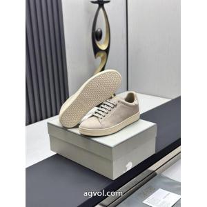 TOM FORDスニーカー偽物 ブランド 販売2026年トレンドNO1 半歩先をゆくオシャレ カジュアル反転魅力..