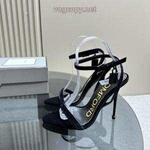 お出かけスタイル 大人気コラボ商品 大人気!!完売前にサンダルTOM FORDスーパー コピー 安心.