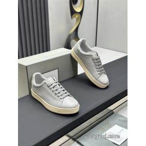 スニーカー極希少26限定 数年愛用しても人気アイテム 少量入荷☆限定モデルトムフォードコピー 商品 通販.