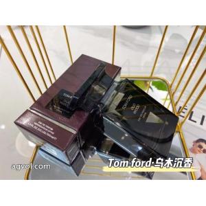 トムフォード雑貨小物ブランド コピー 激安カラバリ豊富 完売目前 人気ブランド秋冬の新作が続々登場..