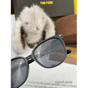 TOM FORDサングラス総合ランク高きアイテム 予約注文 活躍するトレンドアイテム激安 ブランド 通販..