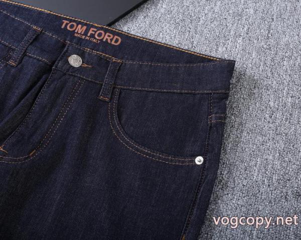 トムフォード1点限り VIP顧客セール 今年流大人っぽさ 根強い人気定番商品ジーンズスーパー コピー 販売. 5