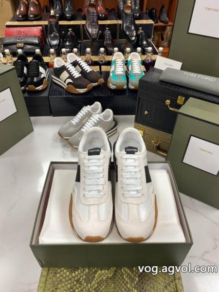偽 ブランド 購入 スニーカー爆発的な人気 人気の商品 品良くおしゃれなTOM FORD. 0