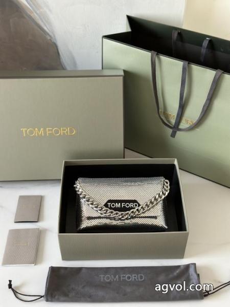 ブランド 品 コピー バッグTOM FORD新作大人気 絶大な支持を誇る262026新作 防热性抜群なデザイン. 1