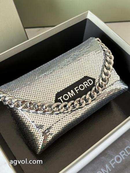 ブランド 品 コピー バッグTOM FORD新作大人気 絶大な支持を誇る262026新作 防热性抜群なデザイン. 3