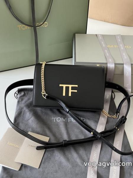 コピー 品 ブランドTOM FORD 高級感のある 26AW美品 人気モデル愛用.. 0