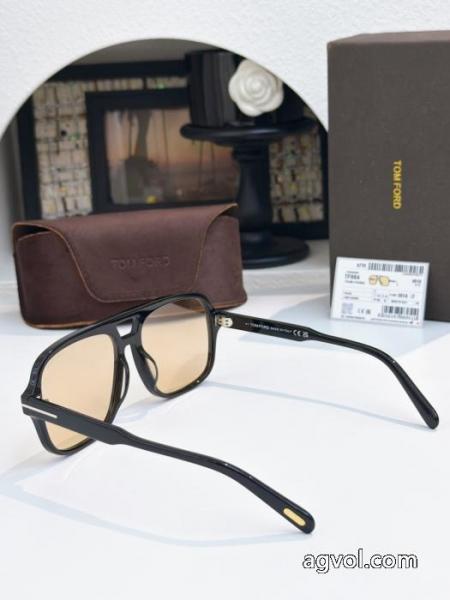 TOM FORD サングラス新作アイテムから探す セレブ愛されたモデル 使い勝手の良いブランド 品 スーパー コピー. 5 