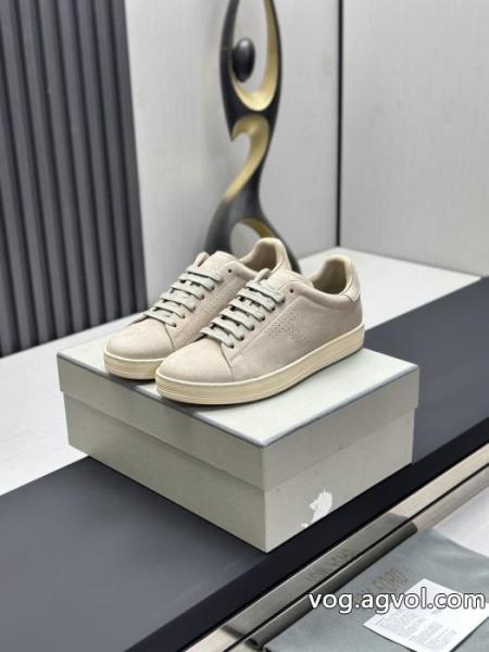 TOM FORDスニーカー偽物 ブランド 販売2026年トレンドNO1 半歩先をゆくオシャレ カジュアル反転魅力.. 0