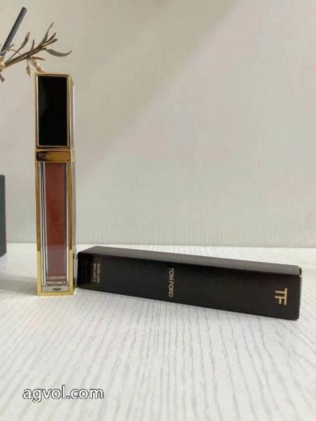 TOM FORD雑誌も街も人気アイテム 心地よい スタイリッシュ雑貨小物偽 ブランド サイト.. 5 