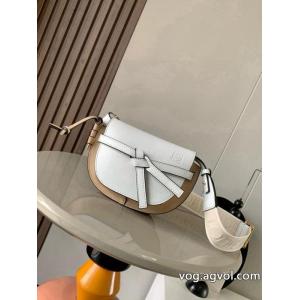 2026限定モデル 新しい品質保証 大特価2026バッグ偽 ブランド 購入LOEWE..