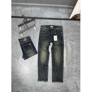 スーパー コピー 販売人気ブランド 大人で素敵 人気限定値段が安いジーンズMONCLER