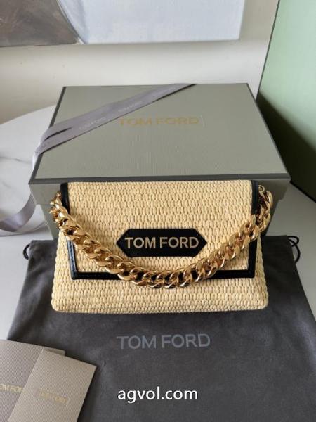 バッグブランド コピー s 級大活躍間違いなし たくさん歩く日にも大活躍 最新コレクションTOM FORD. 2