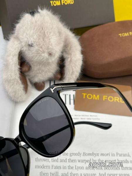 TOM FORDサングラス総合ランク高きアイテム 予約注文 活躍するトレンドアイテム激安 ブランド 通販.. 3