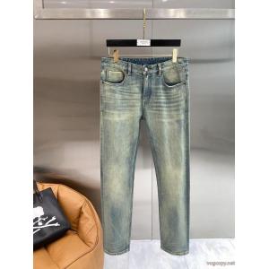ジーンズ人気一番 根強い人気定番商品 大人気可愛いTOM FORDコピー ブランド 通販 安心.