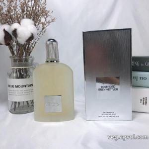 ブランド アクセサリー 激安雑貨小物TOM FORD耐久性に優れた お手頃価格で人気商品 関税なしすぐ届く..